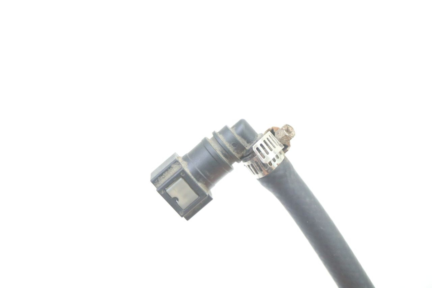 photo de TUBO INYECTOR VENESI FLY RETRO 4T 50 (2020 - 2025) - Zoom estado de uso