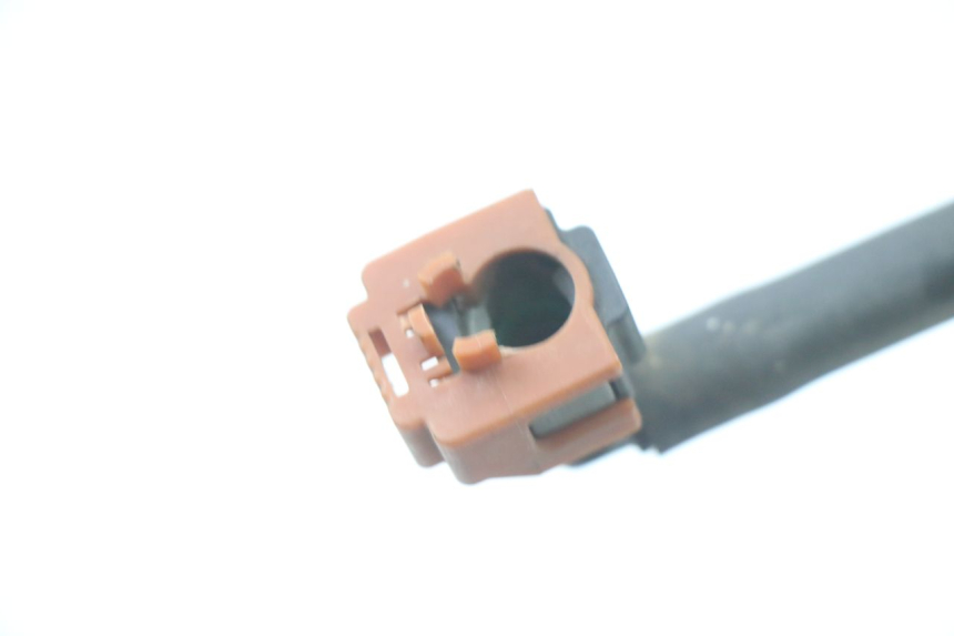 photo de TUBO INYECTOR YAMAHA FZ6 FAZER S2 600 (2007 - 2011) - Detalle de la pieza