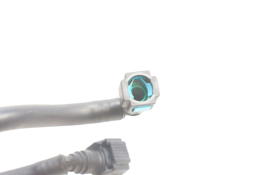 photo de TUBO INYECTOR YAMAHA FZ8 800 (2010 - 2016) - Zoom estado de uso