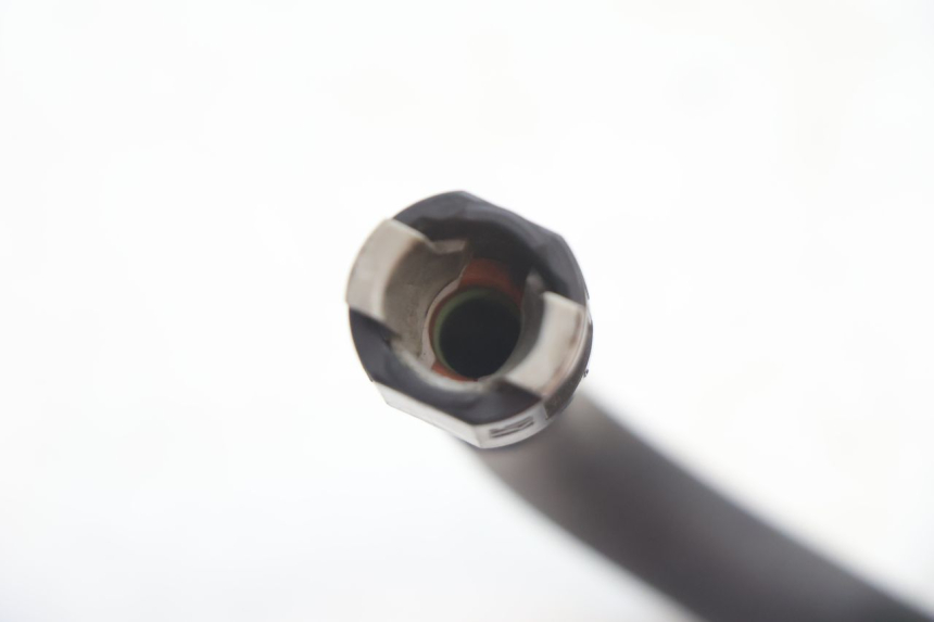 photo de TUBO INYECTOR SUZUKI GSR 600 (2005 - 2012) - Otra perspectiva