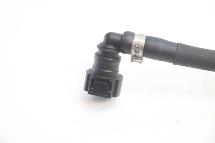 photo de TUBO INYECTOR PEUGEOT KISBEE 2T 50 (2018 - 2022) - Detalles de los puntos de fijación