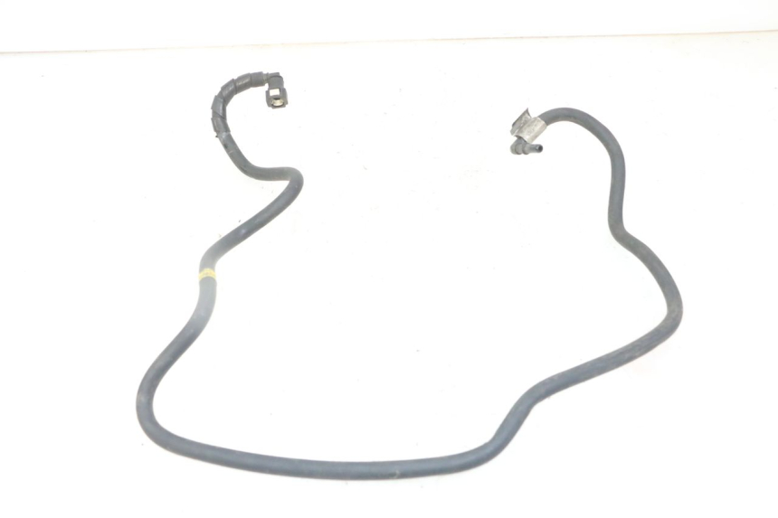 photo de TUBO INYECTOR PIAGGIO MP3 LT 400 (2007 - 2012) - Primer plano técnico