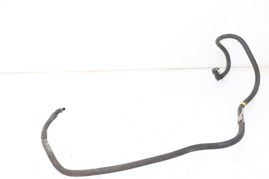 photo de TUBO INYECTOR PIAGGIO MP3 RL 250 (2006 - 2010) - Primer plano técnico