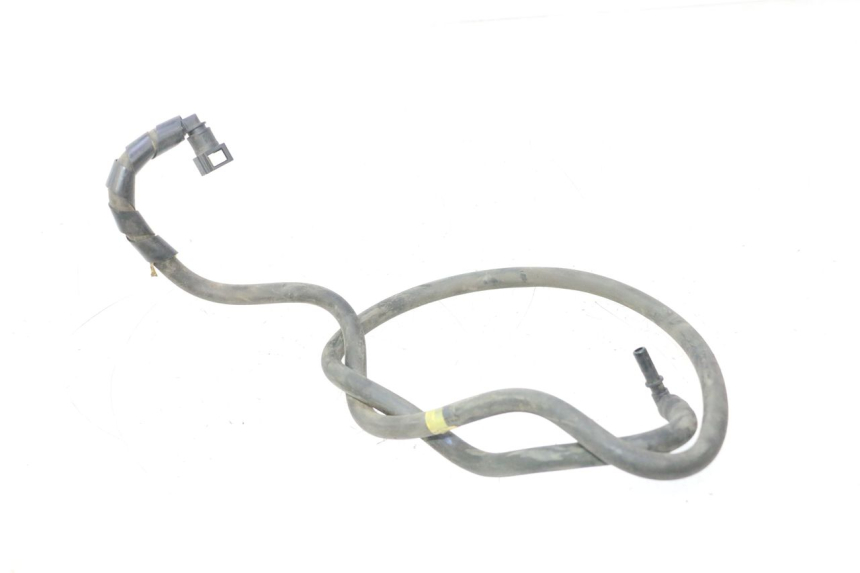 photo de TUBO INYECTOR PIAGGIO MP3 500 (2011 - 2015) - Detalles de los puntos de fijación