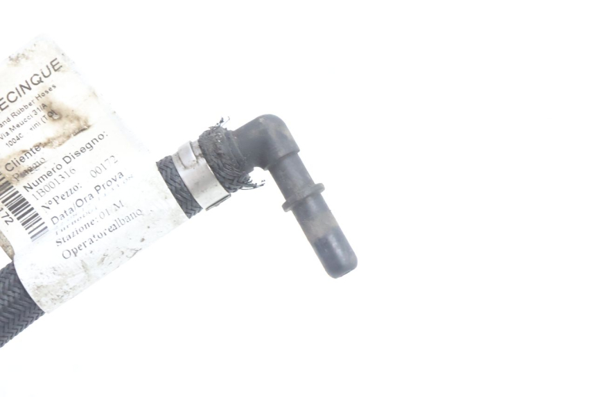 photo de TUBO INYECTOR PIAGGIO MP3 500 (2016 - 2018) - Detalles de los puntos de fijación