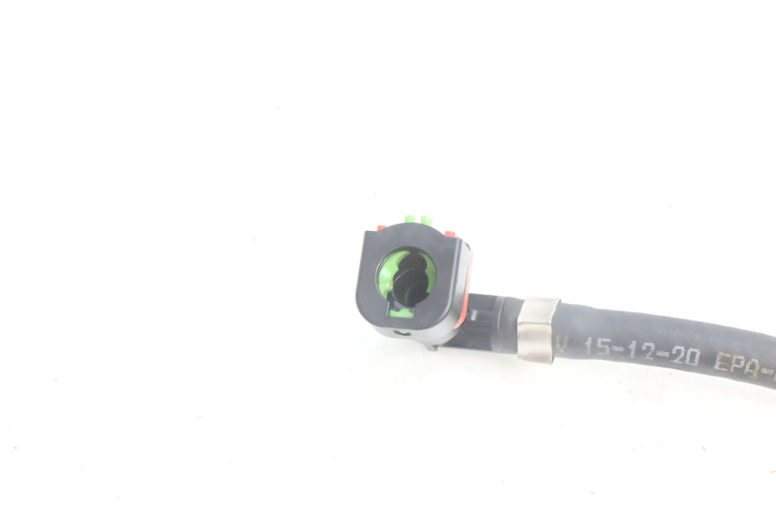 photo de TUBO INYECTOR YAMAHA N-MAX NMAX 125 (2021 - 2024) - Otra perspectiva