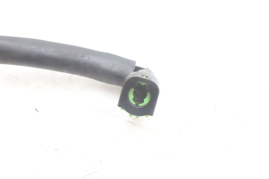 photo de TUBO INYECTOR YAMAHA N-MAX NMAX 125 (2021 - 2024) - Vista general del producto