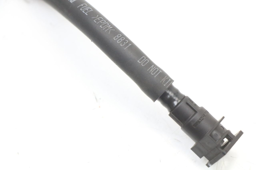 photo de TUBO INYECTOR KAWASAKI NINJA 400 (2018 - 2023) - Zoom estado de uso