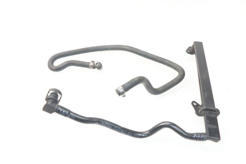 photo de TUBO INYECTOR BMW S RR ABS S1000RR 1000 (2009 - 2011) - Vista principal