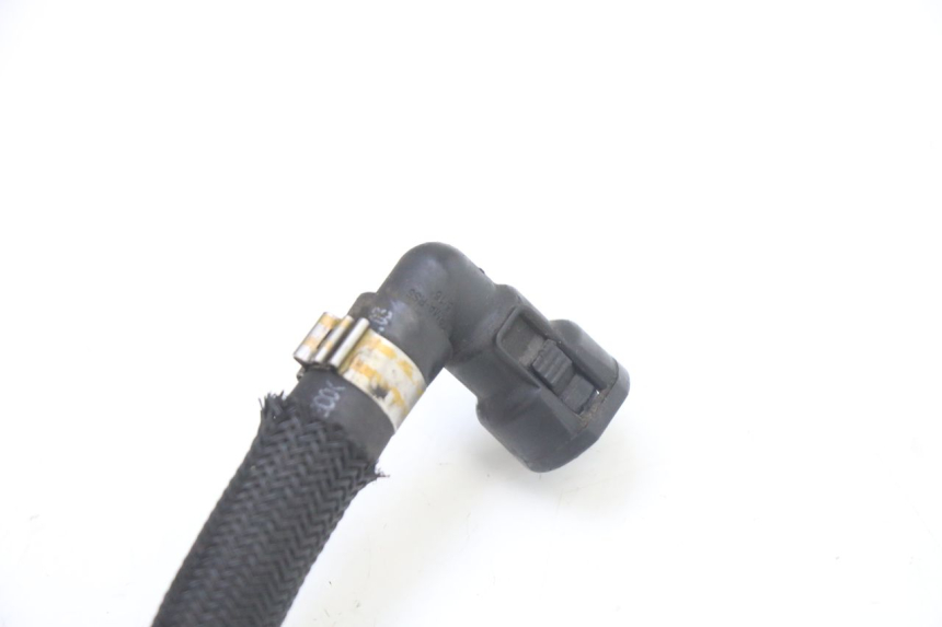 photo de TUBO INYECTOR PEUGEOT SATELIS 125 (2013 - 2018) - Primer plano técnico