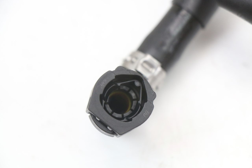 photo de TUBO INYECTOR PEUGEOT STREETZONE I 2T 50 (2018 - 2020) - Primer plano técnico