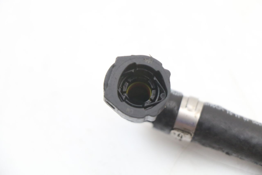 photo de TUBO INYECTOR PEUGEOT STREETZONE I 2T 50 (2018 - 2020) - Detalles de los puntos de fijación