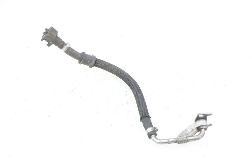 photo de TUBO INYECTOR SUZUKI BURGMAN 125 (2015 - 2017) - Primer plano técnico