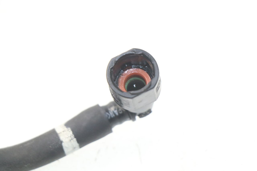 photo de TUBO INYECTOR SUZUKI SV S ABS 650 (2003 - 2009) - Zoom estado de uso