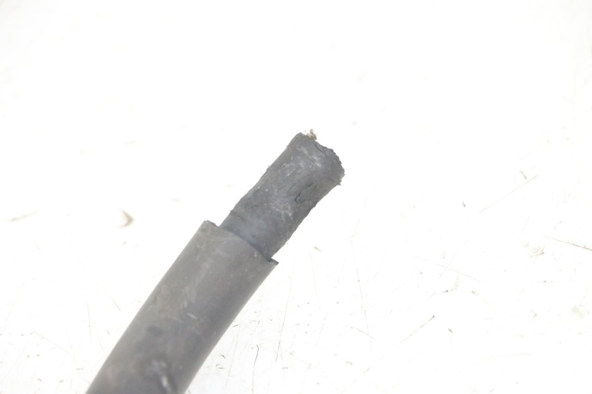 photo de TUBO INYECTOR YAMAHA XMAX X-MAX 125 (2006 - 2009) - Primer plano técnico