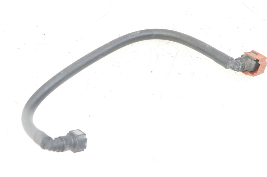 photo de TUBO INYECTOR YAMAHA XJ6 ABS 600 (2008 - 2016) - Detalle de la pieza