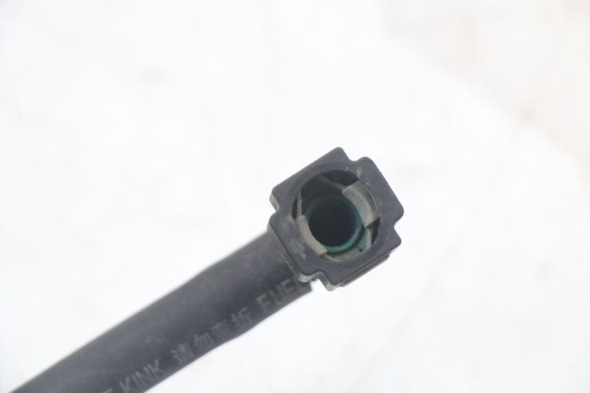 photo de MANGUERA DE INYECTOR YAMAHA FJR ABS 1300 (2006 - 2012) - Otra perspectiva