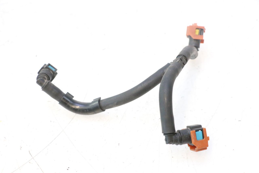 photo de TUBO INYECTOR YAMAHA YZF R6 600 (2008 - 2009) - Otra perspectiva