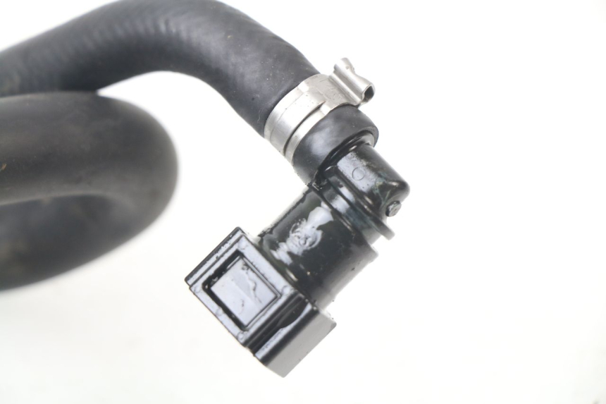 photo de TUBO INYECTOR YAMAHA YZF YZ-F 450 (2018 - 2021) - Otra perspectiva