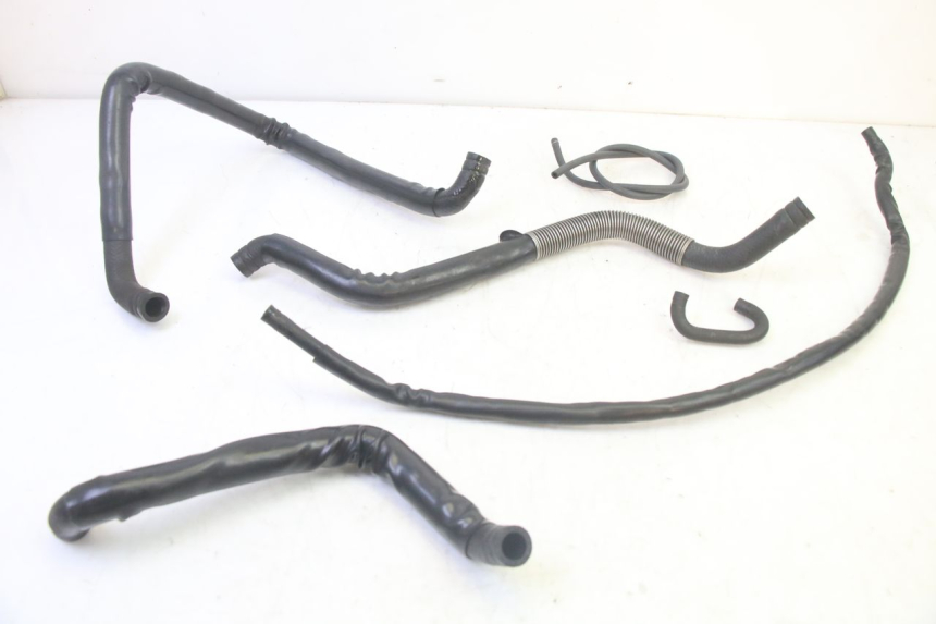 photo de MANGUERA RADIADOR QUADRO 4 4D 350 (2015 - 2018) - Vista principal