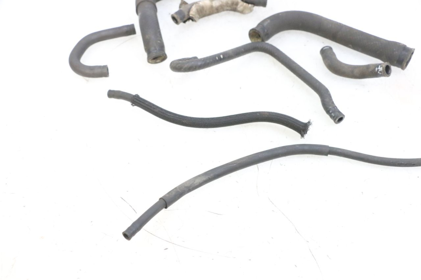 photo de MANGUERA RADIADOR SUZUKI BURGMAN 650 (2013 - 2020) - Otra perspectiva