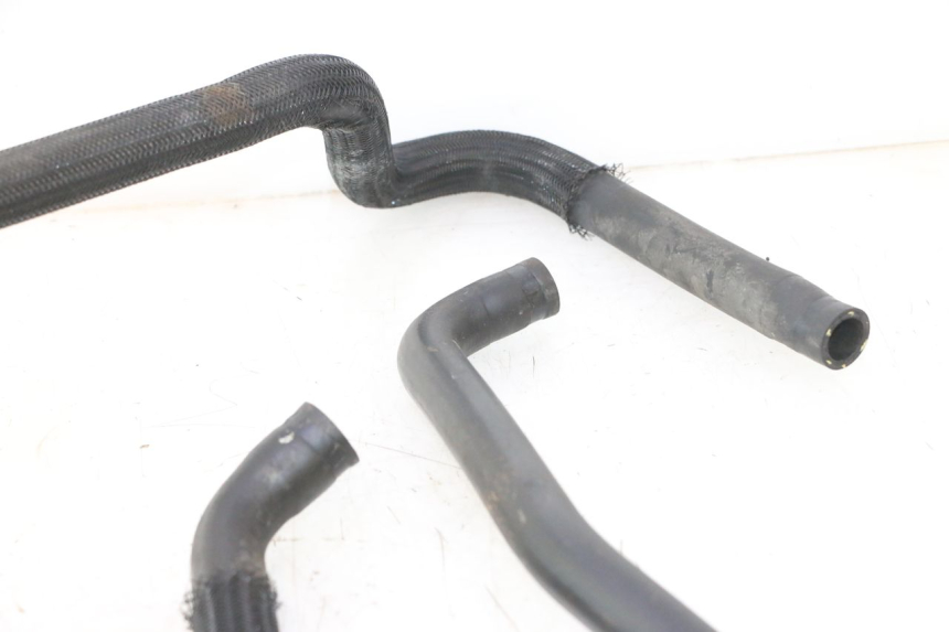 photo de MANGUERA DEL RADIADOR SUZUKI BURGMAN 125 (2007 - 2014) - Vista general del producto