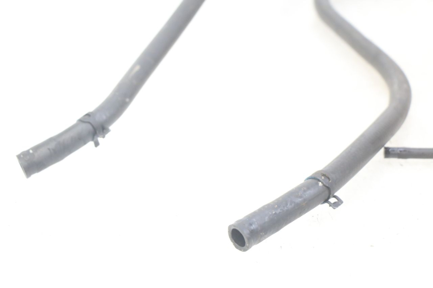 photo de MANGUERA DEL RADIADOR PEUGEOT CITYSTAR 125 (2011 - 2017) - Zoom estado de uso