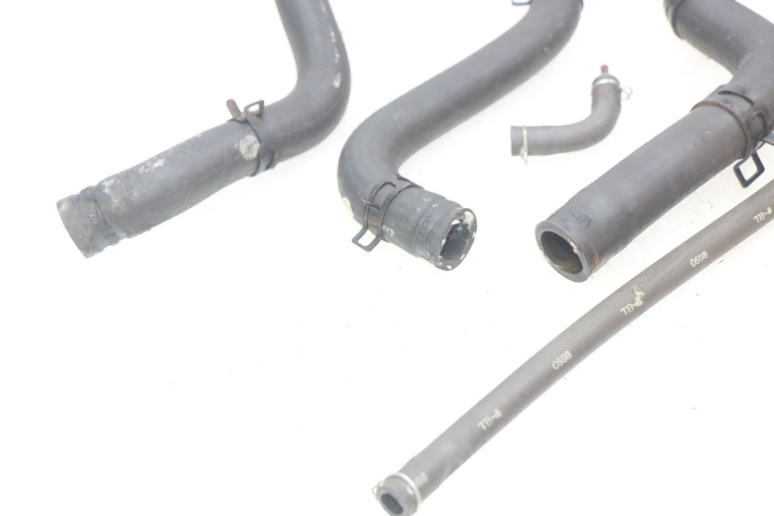 photo de MANGUERA DEL RADIADOR HONDA FES PANTHEON 2T 125 (1998 - 2002) - Zoom estado de uso