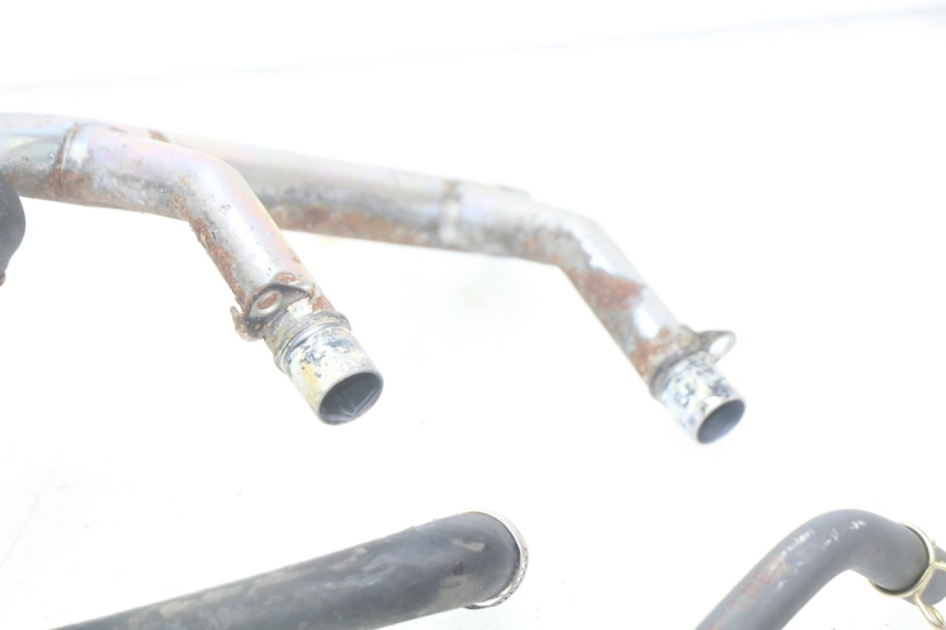 photo de MANGUERA DEL RADIADOR YAMAHA FJR ABS 1300 (2016 - 2020) - Otra perspectiva