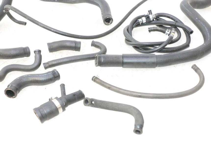 photo de MANGUERA RADIADOR HONDA FJS SILVER WING SILVERWING 400 (2005 - 2008) - Vista general del producto