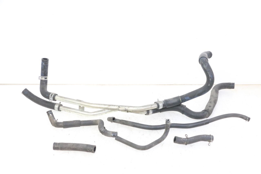 photo de MANGUERA RADIADOR HONDA FORZA ABS 300 (2013 - 2017) - Otra perspectiva