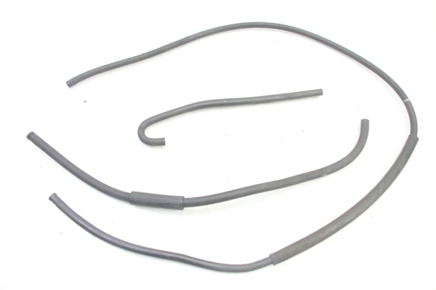 photo de MANGUERA RADIADOR SUZUKI GSR 750 (2011 - 2017) - Detalle de la pieza