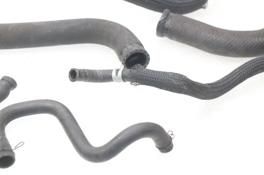 photo de MANGUERA RADIADOR SUZUKI GSX-R GSXR 750 (2011 - 2016) - Zoom estado de uso