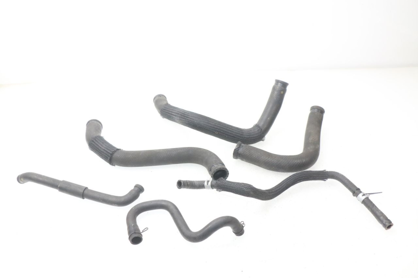 photo de MANGUERA RADIADOR SUZUKI GSX-R GSXR 750 (2011 - 2016) - Otra perspectiva