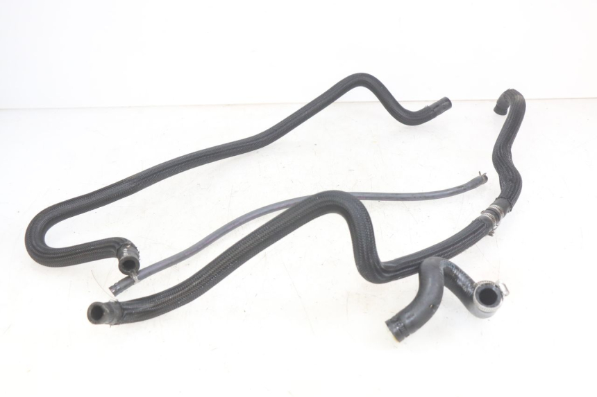 photo de MANGUERA DEL RADIADOR SYM GTS EFI 125 (2012 - 2016) - Detalle de la pieza