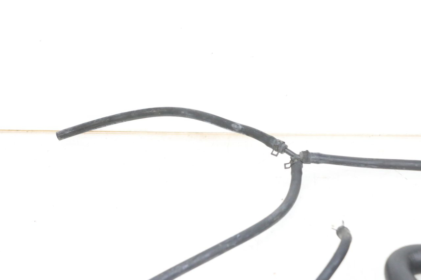 photo de MANGUERA RADIADOR HUSQVARNA SVARTPILEN 401 (2018 - 2023) - Primer plano técnico