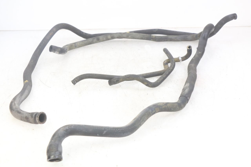 photo de MANGUERA DEL RADIADOR PIAGGIO MP3 LT 400 (2007 - 2012) - Detalle de la pieza