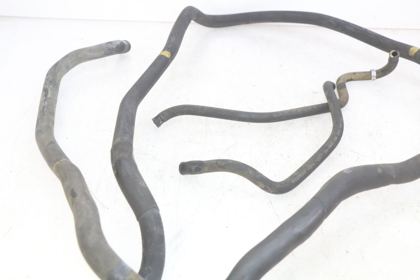 photo de MANGUERA DEL RADIADOR PIAGGIO MP3 LT 400 (2007 - 2012) - Zoom estado de uso