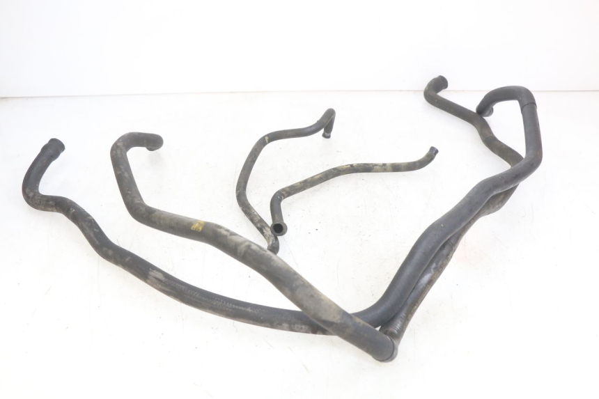 photo de MANGUERA DEL RADIADOR PIAGGIO MP3 LT 400 (2007 - 2012) - Detalle de la pieza