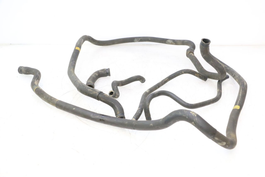 photo de MANGUERA DEL RADIADOR PIAGGIO MP3 LT 300 (2010 - 2016) - Primer plano técnico