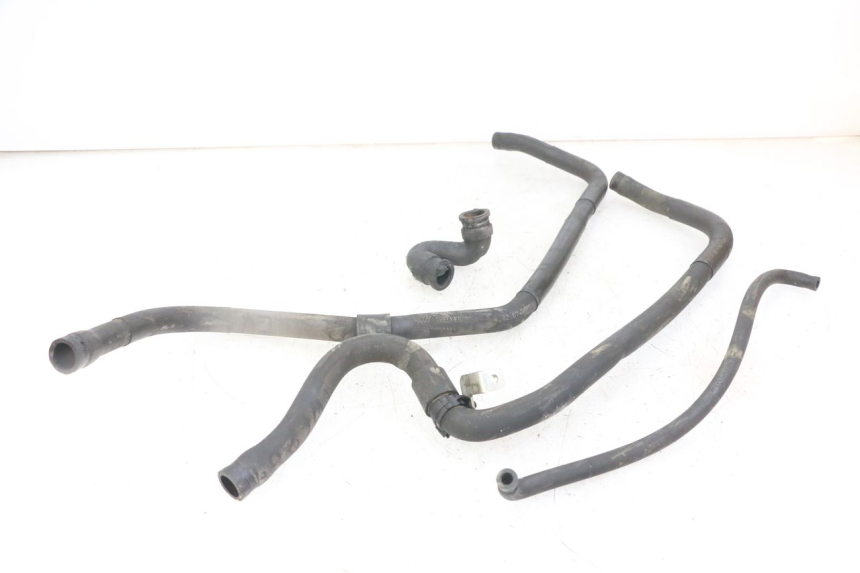 photo de MANGUERA DEL RADIADOR GILERA NEXUS 125 (2009 - 2013) - Vista principal