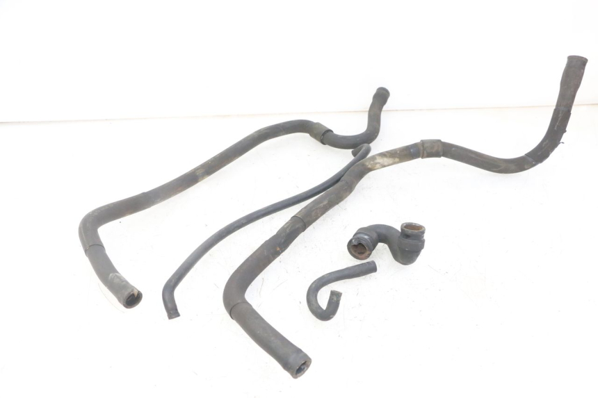 photo de MANGUERA DEL RADIADOR GILERA NEXUS 125 (2009 - 2013) - Otra perspectiva