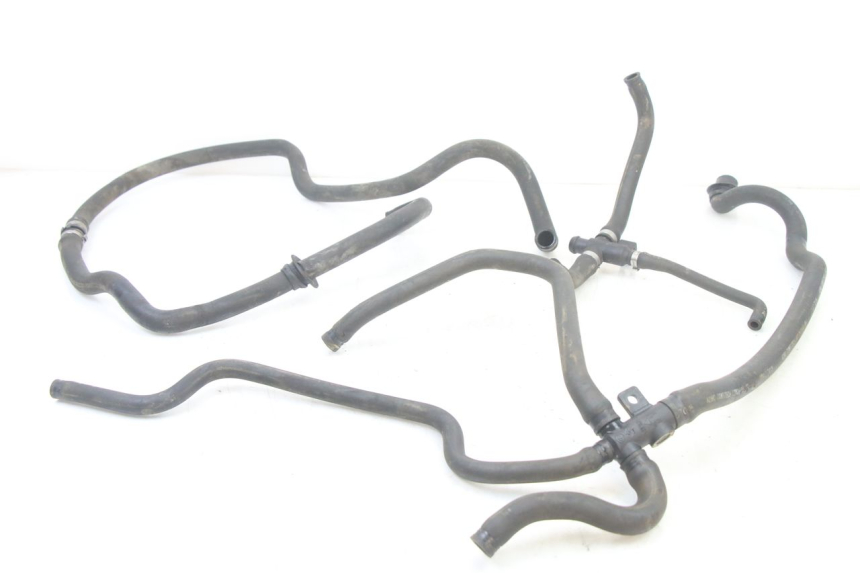 photo de MANGUERA DEL RADIADOR PIAGGIO VESPA GRANTURISMO 125 (2003 - 2007) - Vista principal