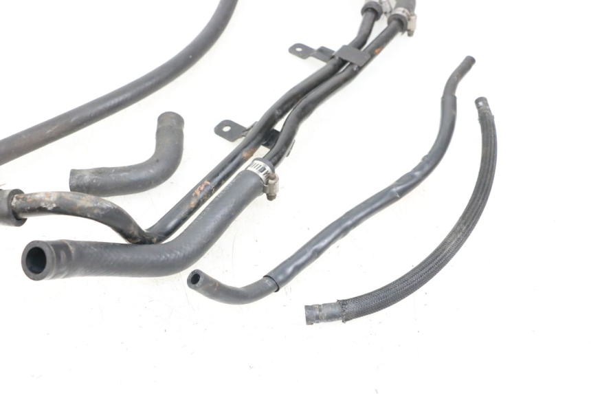 photo de MANGUERA DEL RADIADOR DAELIM S3 125 (2010 - 2017) - Detalle de la pieza