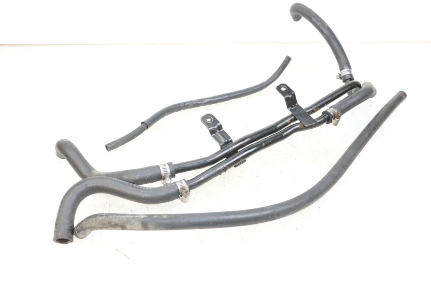 photo de MANGUERA DEL RADIADOR DAELIM S3 125 (2010 - 2017) - Primer plano técnico