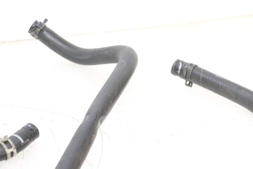 photo de MANGUERA RADIADOR PEUGEOT SATELIS COMPRESSOR K15 125 (2006 - 2009) - Zoom estado de uso