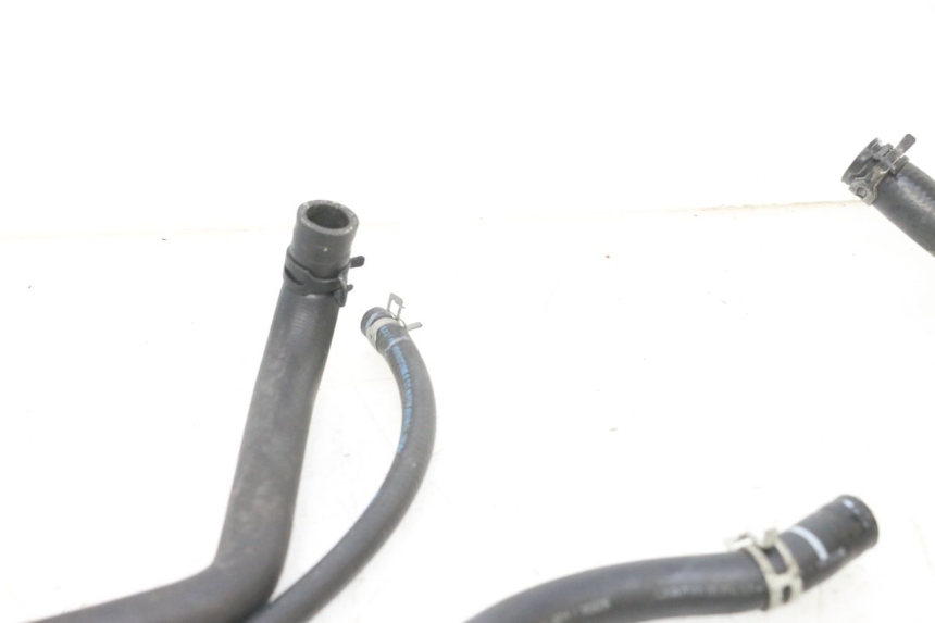 photo de MANGUERA RADIADOR PEUGEOT SATELIS COMPRESSOR K15 125 (2006 - 2009) - Otra perspectiva
