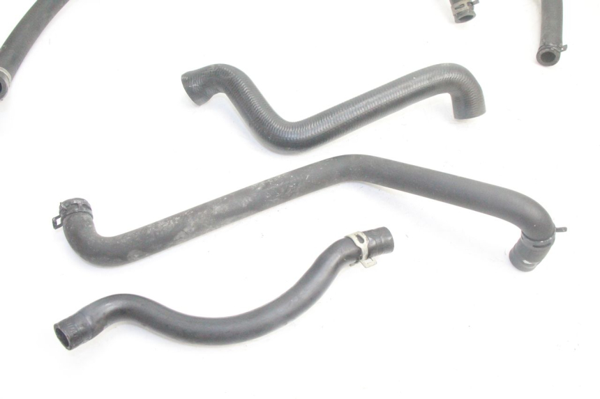 photo de MANGUERA DEL RADIADOR PEUGEOT SATELIS 125 (2006 - 2009) - Zoom estado de uso