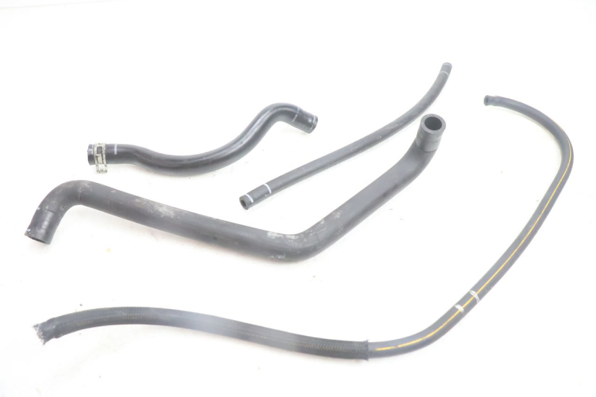 photo de MANGUERA DEL RADIADOR PEUGEOT SATELIS 125 (2006 - 2009) - Detalle de la pieza