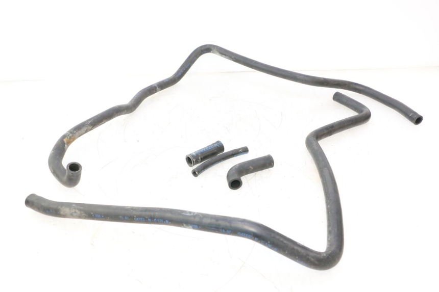 photo de MANGUERA DEL RADIADOR PEUGEOT SPEEDFIGHT LC 50 (1996 - 2002) - Primer plano técnico
